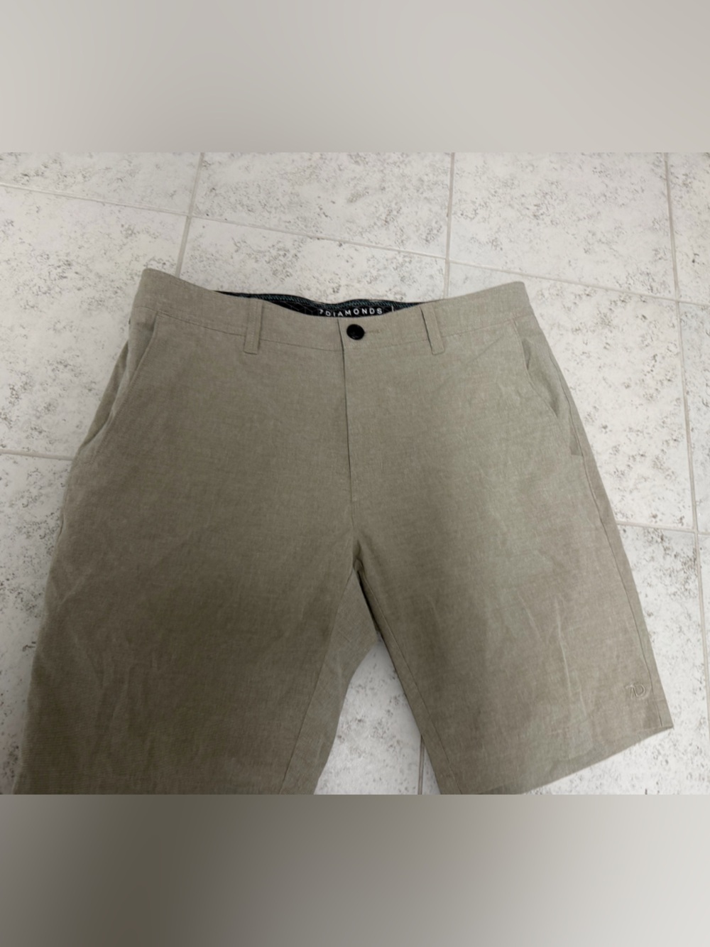 7 Diamonds Beige Flat Front Shorts Summer Classic Casual
